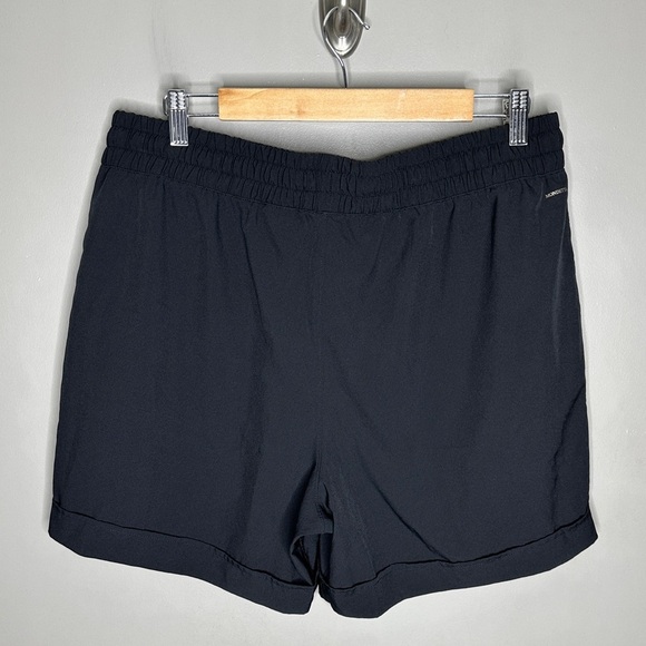 Mondetta Black Pull on Activewear shorts - Picture 4 of 4